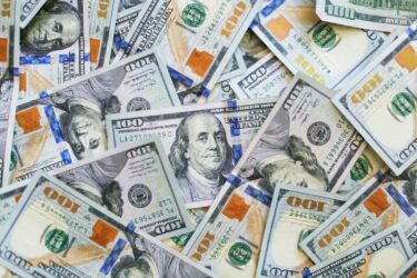 ファクタリング・資金調達支援の代理店を副業にする方法：収入目安と注意点